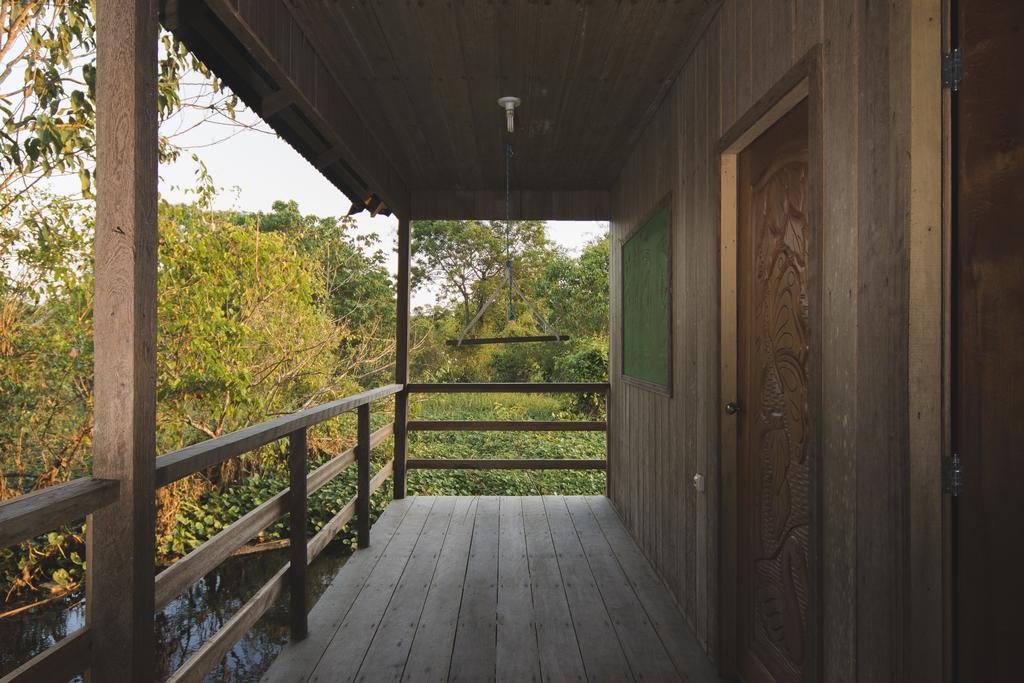 Amazon Arowana Lodge Careiro Экстерьер фото