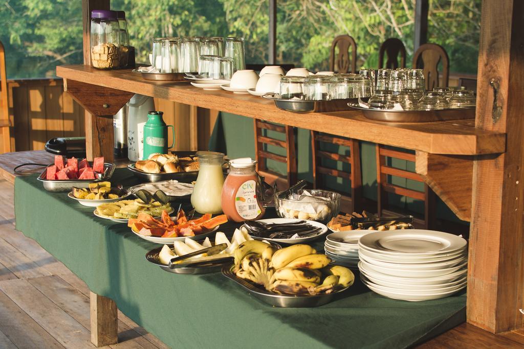 Amazon Arowana Lodge Careiro Экстерьер фото