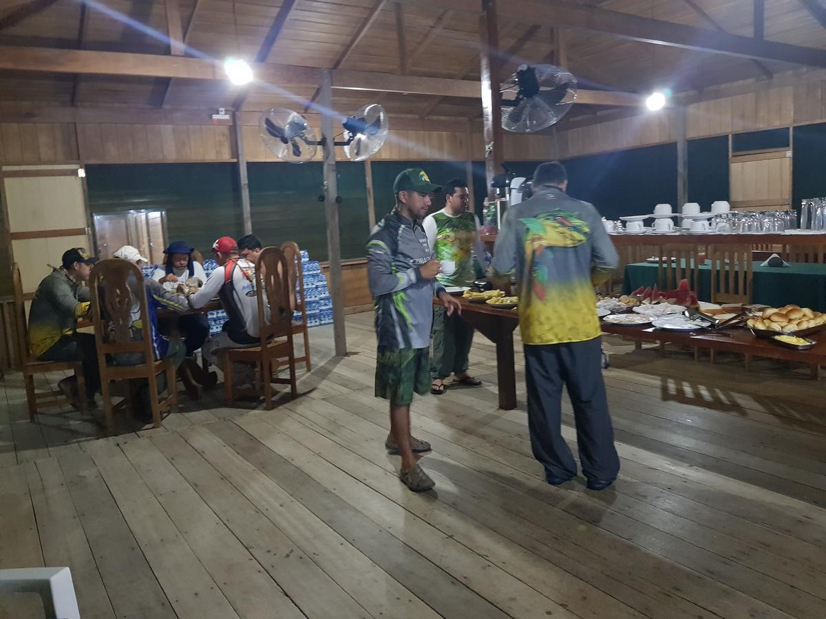 Amazon Arowana Lodge Careiro Экстерьер фото