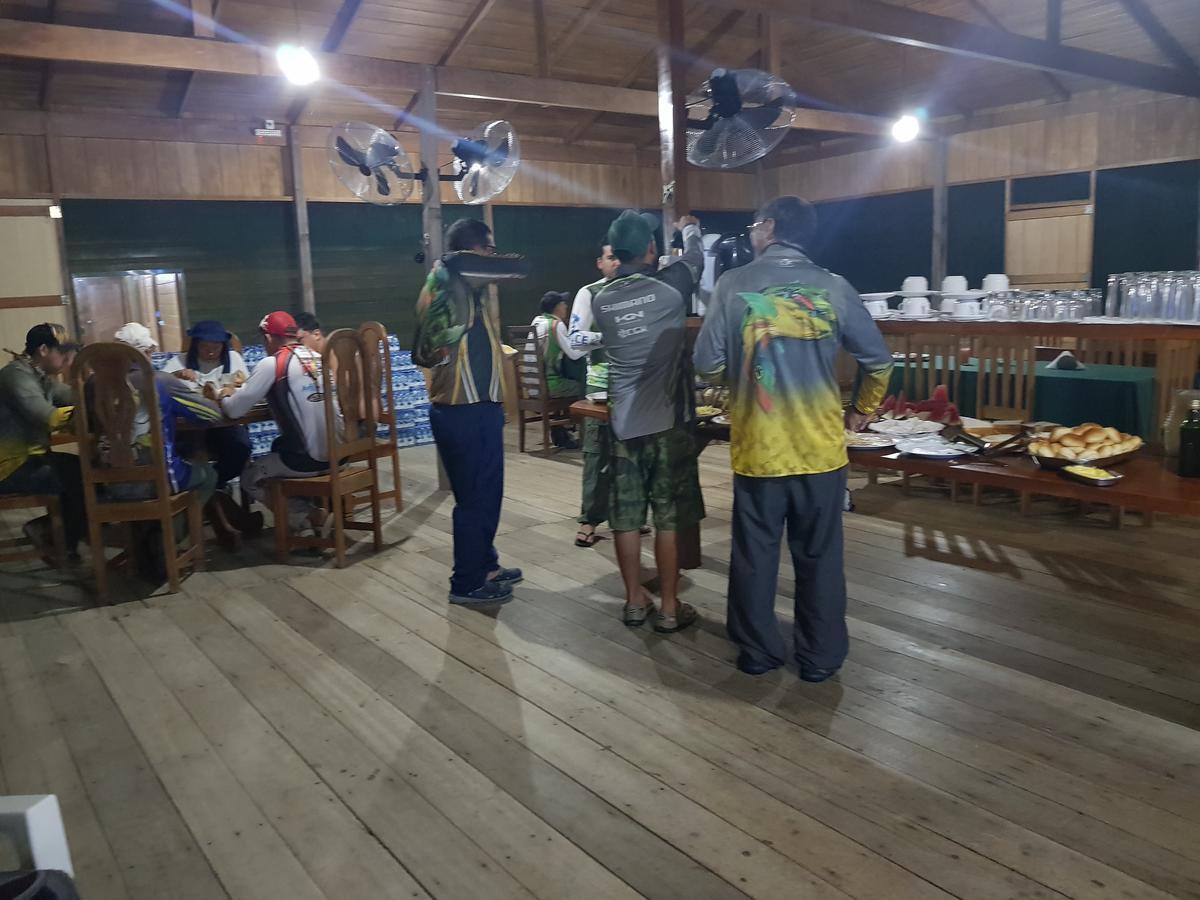 Amazon Arowana Lodge Careiro Экстерьер фото